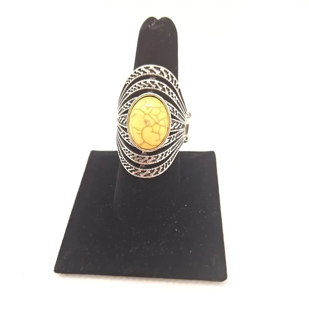 Paparazzi Stretch Rings Lot of 3 -1 Yellow/Silver 1 Black 1 White/Silver